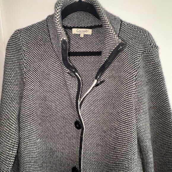 Italian Wool Blend Black White Sweater Overcoat Buttons Classic Timeless Size L - Picture 2 of 10